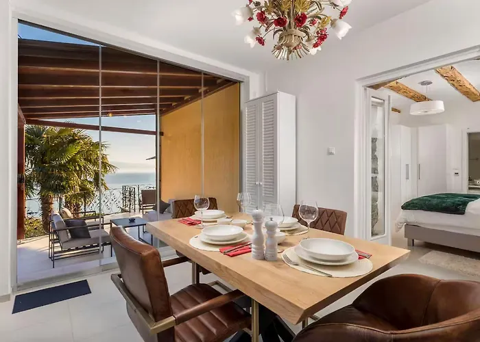 Veranda - Seaview Apartmán *