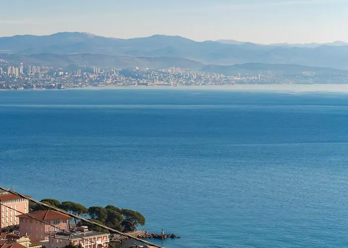 Veranda - Seaview 奥帕提亚